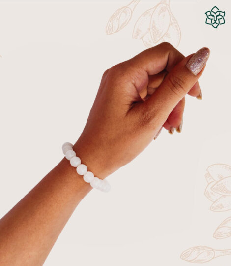 Plain Beads White Bracelet